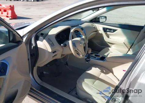 2014 Nissan Altima 2.5 Sv z USA, uszkodzony, nr VIN 1N4AL3AP5EN233901